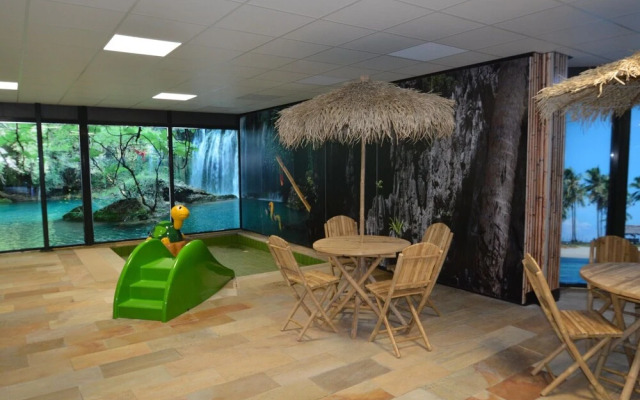 High-end Villa Nestled in Greenery