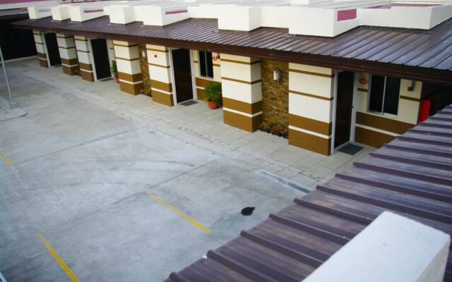 The Red Palm Suites and Restaurant