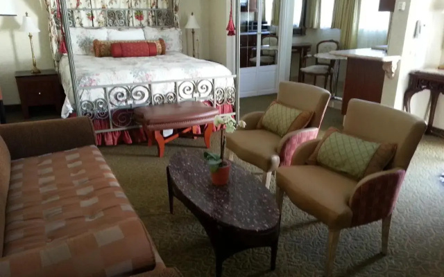 Carmel Crystal Bay Inn
