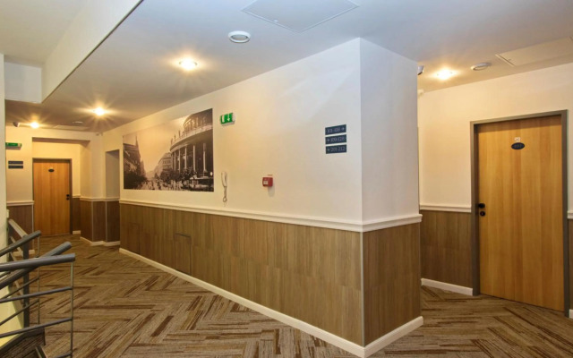 City Hotel Ring