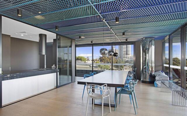 St Kilda Holiday Apartments