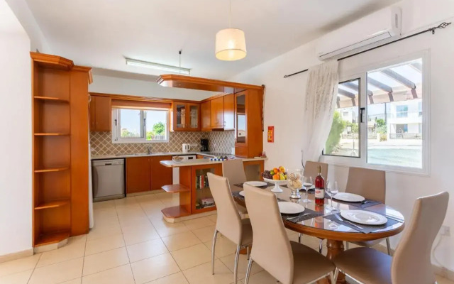 Queens Paradise-Villa Vasilia