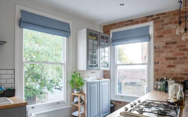 Rustic 1 Bedroom Peckham Flat
