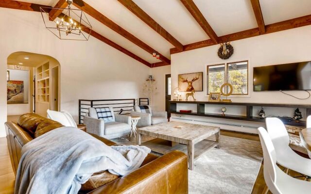 Mountain View Chalet