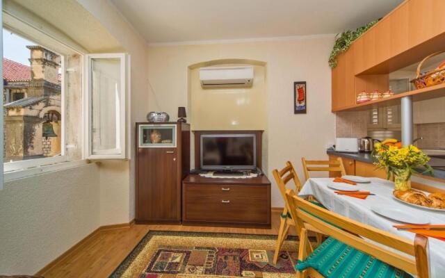 Apartment Maru