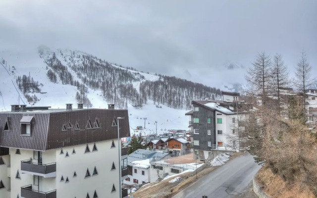 Simona Luxury Apartment few steps from sk