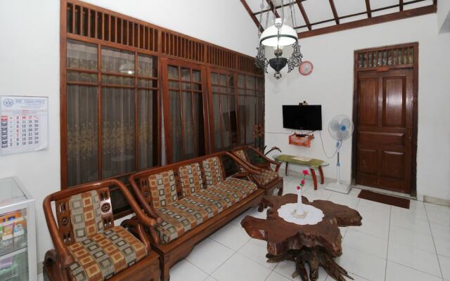 Airy Eco Syariah Pogung Baru Kaliurang KM 5 Yogyakarta