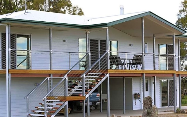 Taits Place Vineyard B & B