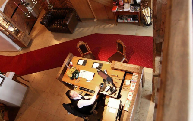 The Three Sisters Hotel