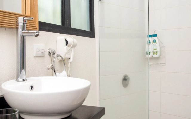 Airport Costa Rica B&B