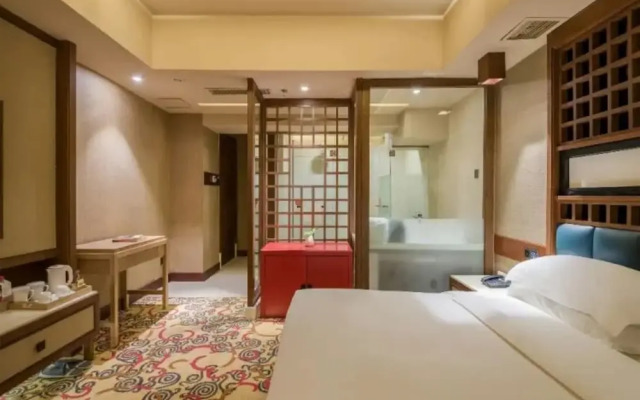 Vyluk J Hotel South Asian Garden Dianchi
