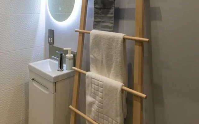 Old Town Trinity Apt No 3 By Adliv