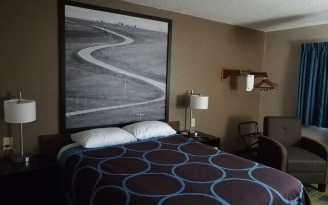 Super 8 Motel - Keokuk