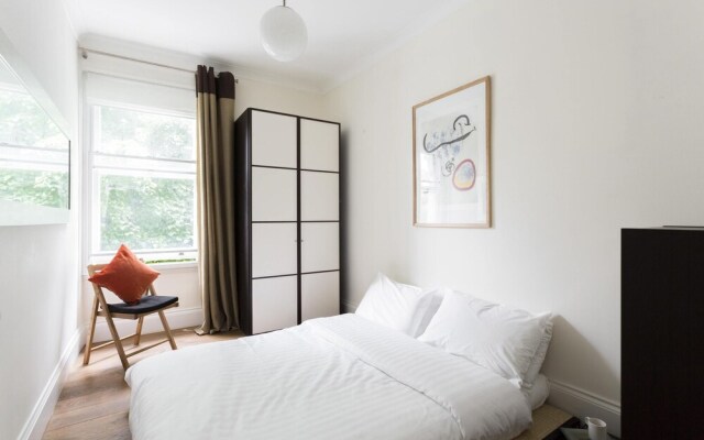 Colville Road Iii By Onefinestay