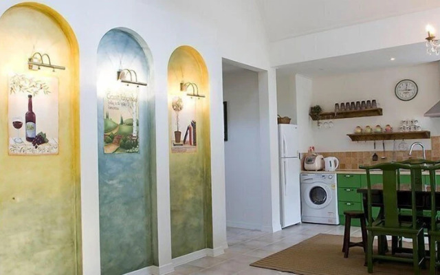 Little Provence Pension