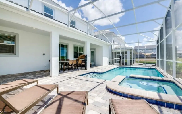 Champions Gate 6 Bedroom Villa by Redawning