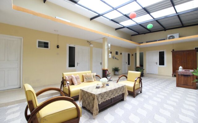 RedDoorz @ Jalan Damai 3