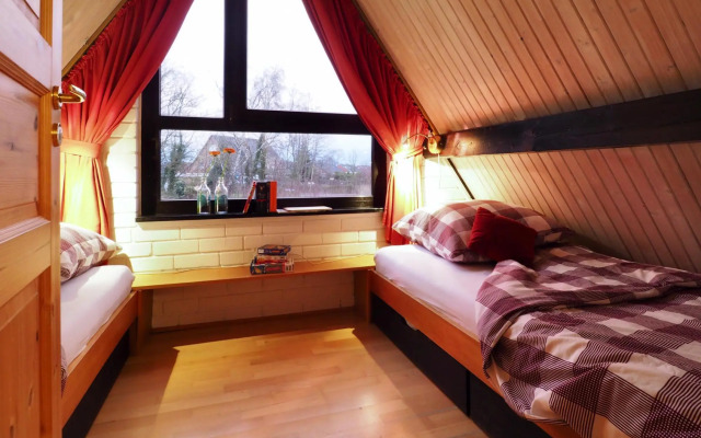 Cosy cottage, Burhave