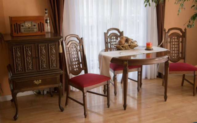 La Colina Bed and Breakfast