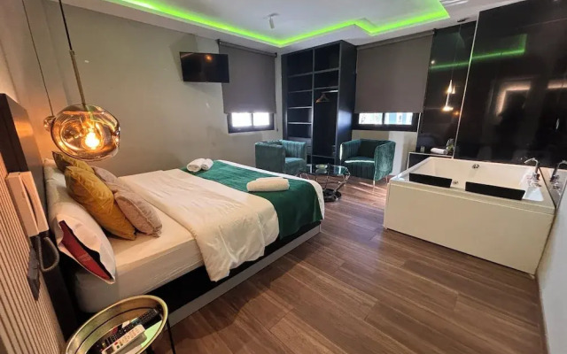 DAOS Suites Terrace Marbella