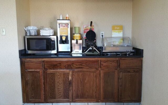 Quality Inn I-70 Wanamaker