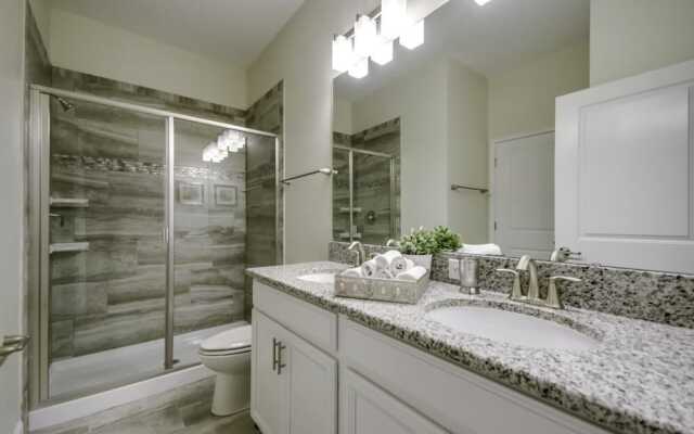 8-Bedroom Villa in Davenport 1567OL