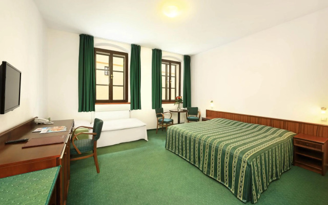 LH Hotel Mlýn Old Town