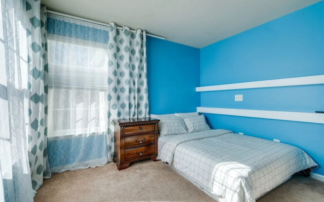 Spacious Woodbridge Home Near Leesylvania Park!