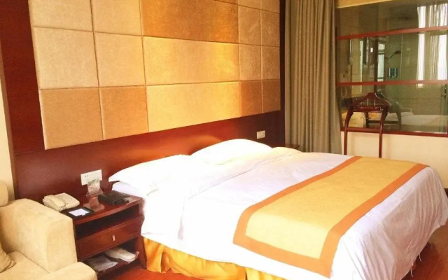 Xinfeng Holiday Hotel