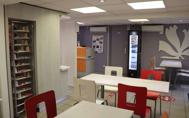 Premiere Classe Lyon Est - Bron Eurexpo