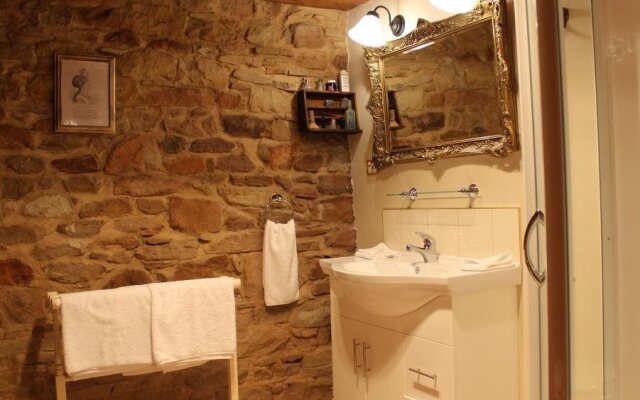 Colonial Cottages of Ross