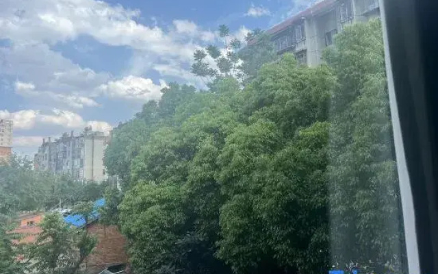 Yunxi and Home Hotel