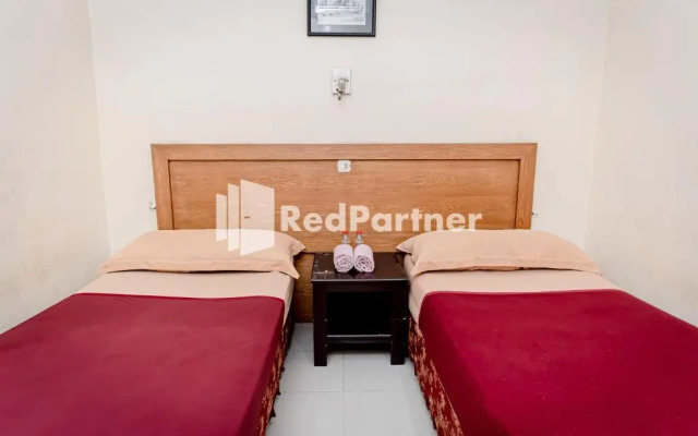 Reddoorz Plus @ Jl Kh Wahid Hasyim Medan