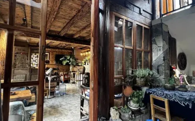 Qingyan Yifang Courtyard Homestay