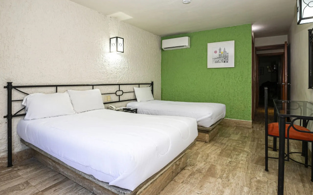 Hotel Arboledas Expo