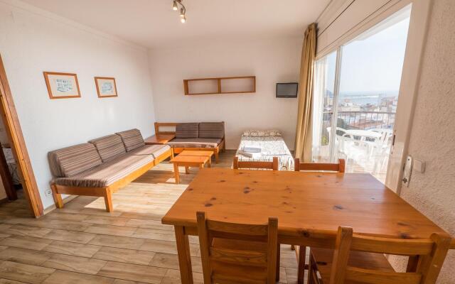 Apartaments AR Muntanya Mar