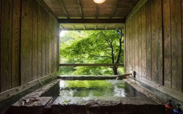 Shirataki Hotel