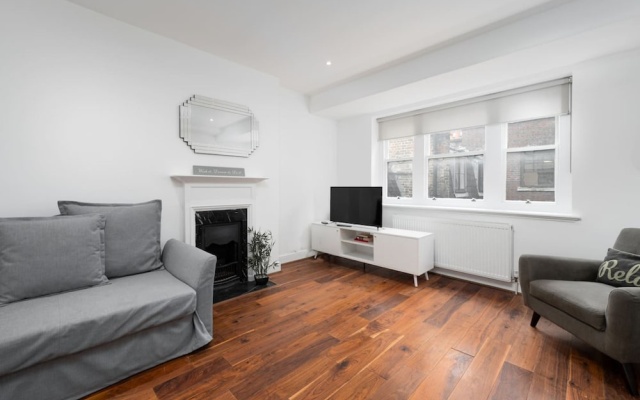 Central London 3 Bed Flat FS4