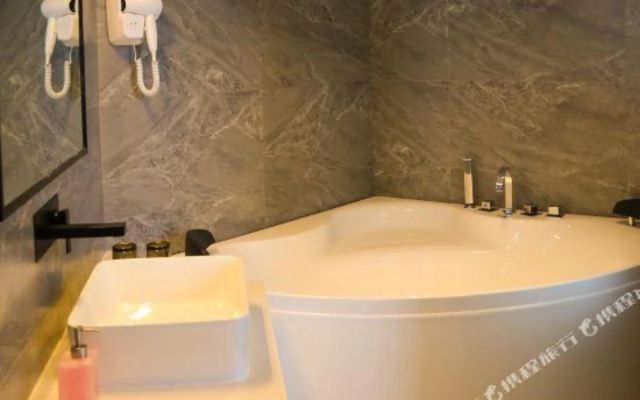 Wangjiang Select  (Heihe Heilongjiang Riverside)