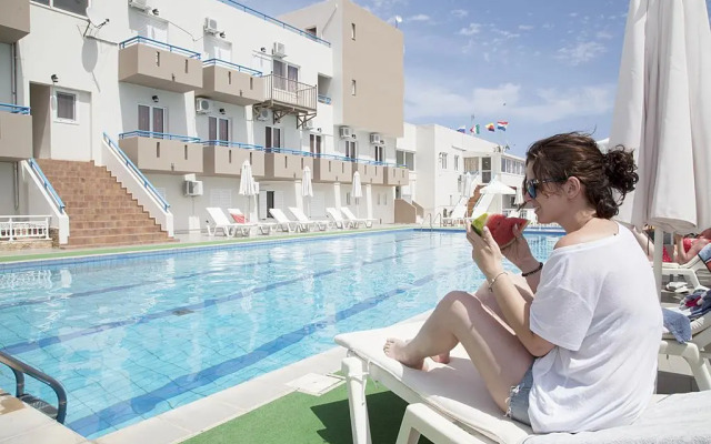 Athinoula Hotel