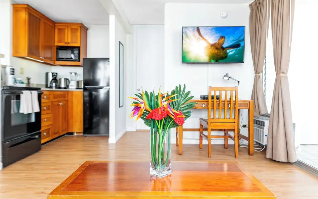 Pacific Monarch - 1 BR - Ocean & City Views