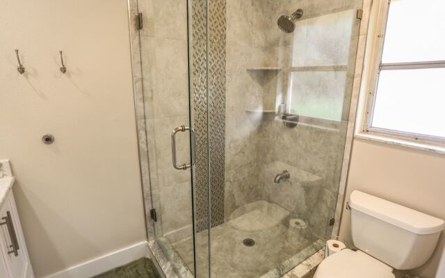 7965 Estero - Paradise Point