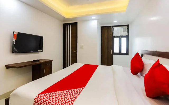 Oyo Flagship 65986 Hotel Signature Rooms