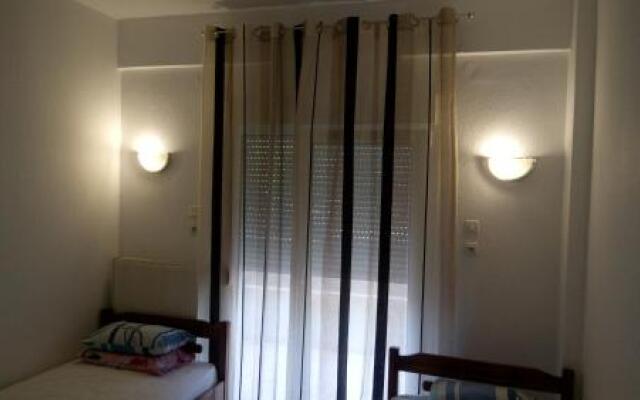 Skordas Comfy Rent Rooms