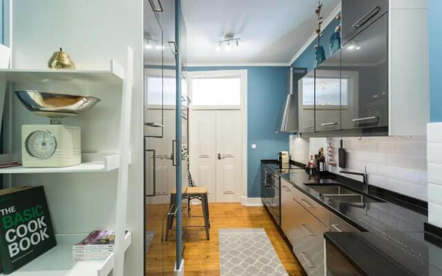 Beautiful and Stylish 5BR in the heart of Chiado