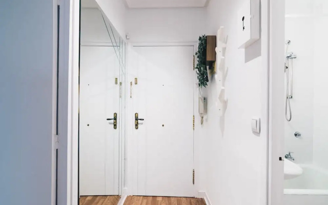 New Argia Apartment by People Rentals