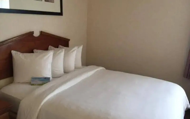 Days Inn Denver International Airport