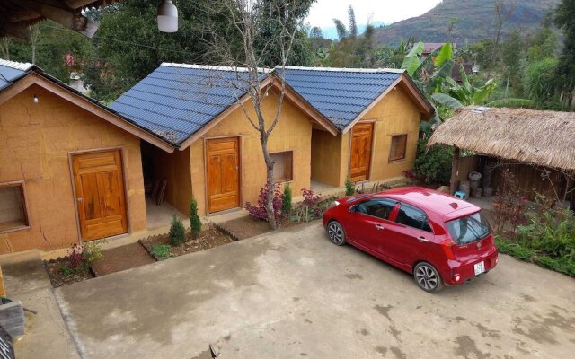 Hong Thu Homestay & bungalow Ha Giang