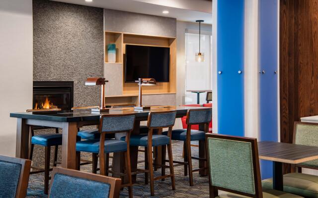 Holiday Inn Express & Suites Saskatoon by IHG