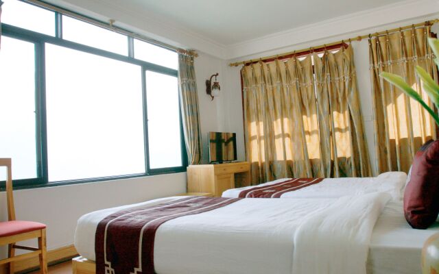 Mountain View Hotel - Hostel